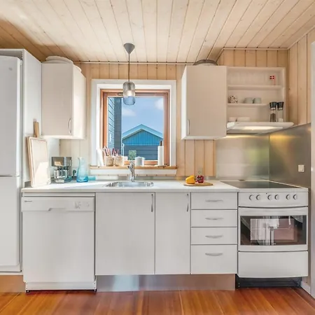 Semesterbostad Georg - 200m From The Sea By Interhome