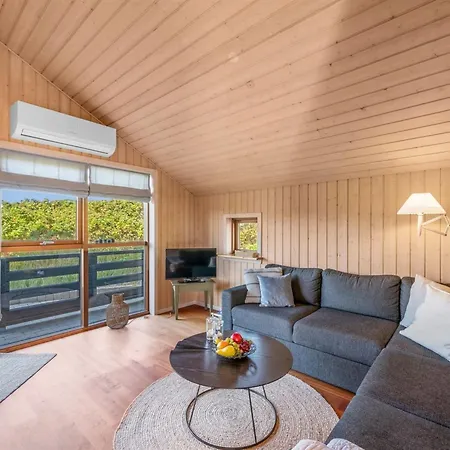 Semesterbostad Georg - 200m From The Sea By Interhome